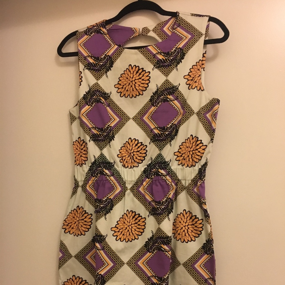 Prettt pattered empire waist dress